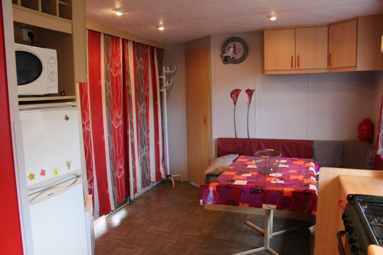 Les Mobiles Homes De La Palmyre Ле-Мат Экстерьер фото